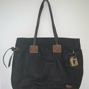 Authentic Dooney and Bourke Tote!